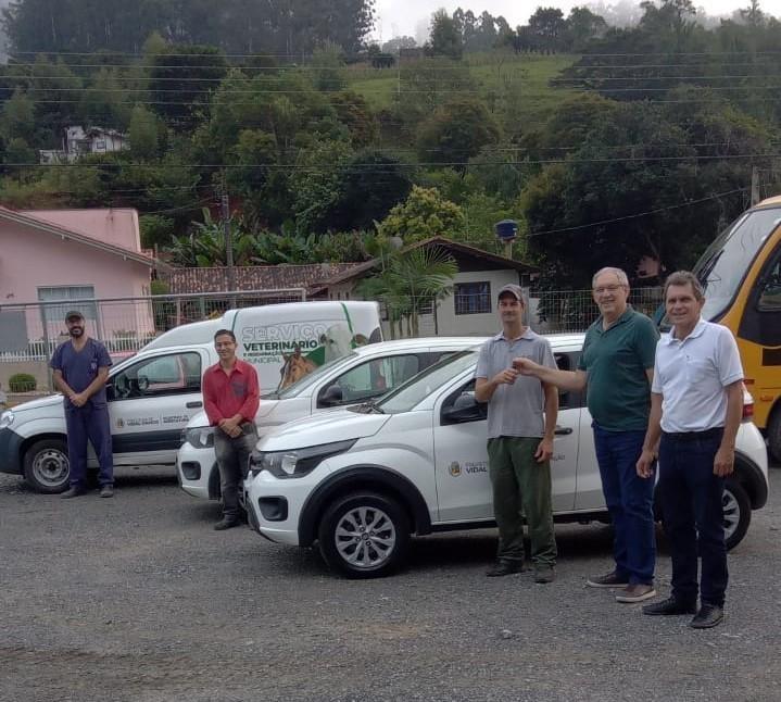 Secretaria de agricultura de Vidal Ramos incrementa a frota de veículos