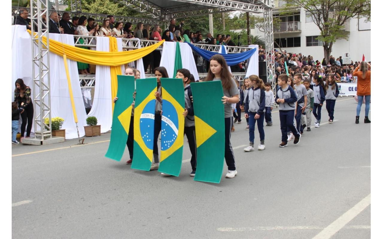 Secretaria de Educação de Ituporanga realiza programação especial na semana da Pátria