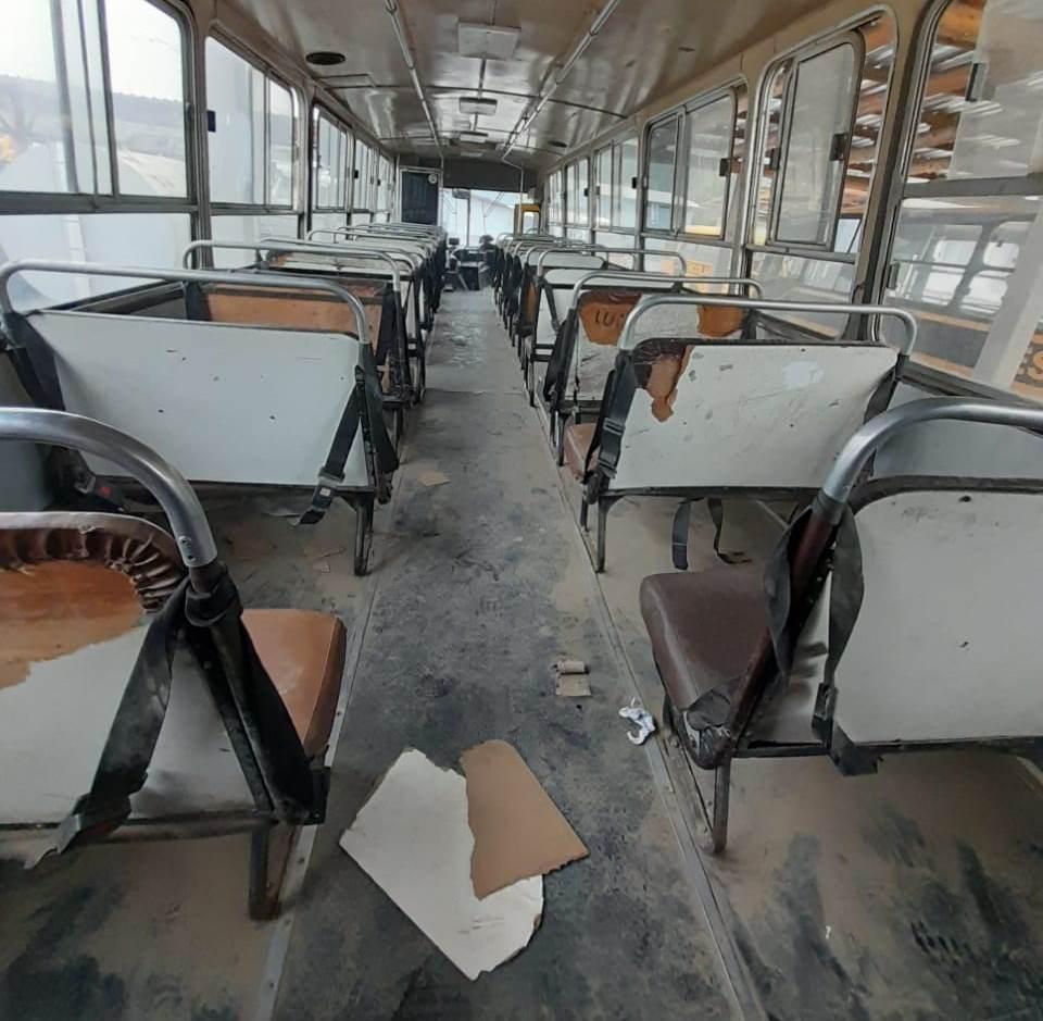 Secretária de Educação pede atenção dos pais sobre danos causados por alunos em ônibus do transporte escolar em Ituporanga