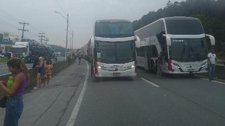 Secretaria da Infraestrutura e Mobilidade de SC divulga nota sobre situação nas rodovias e o impacto das barreiras aos transportes