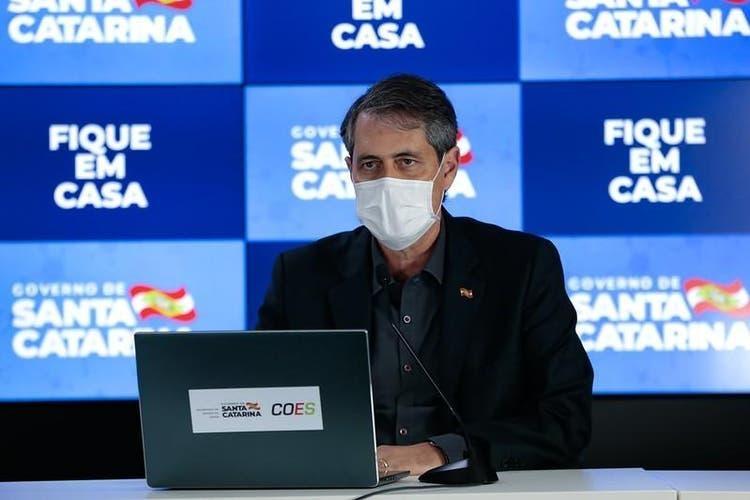 Secretário de Saúde de SC fala sobre plano de regionalização da quarentena que dará autonomia a municípios