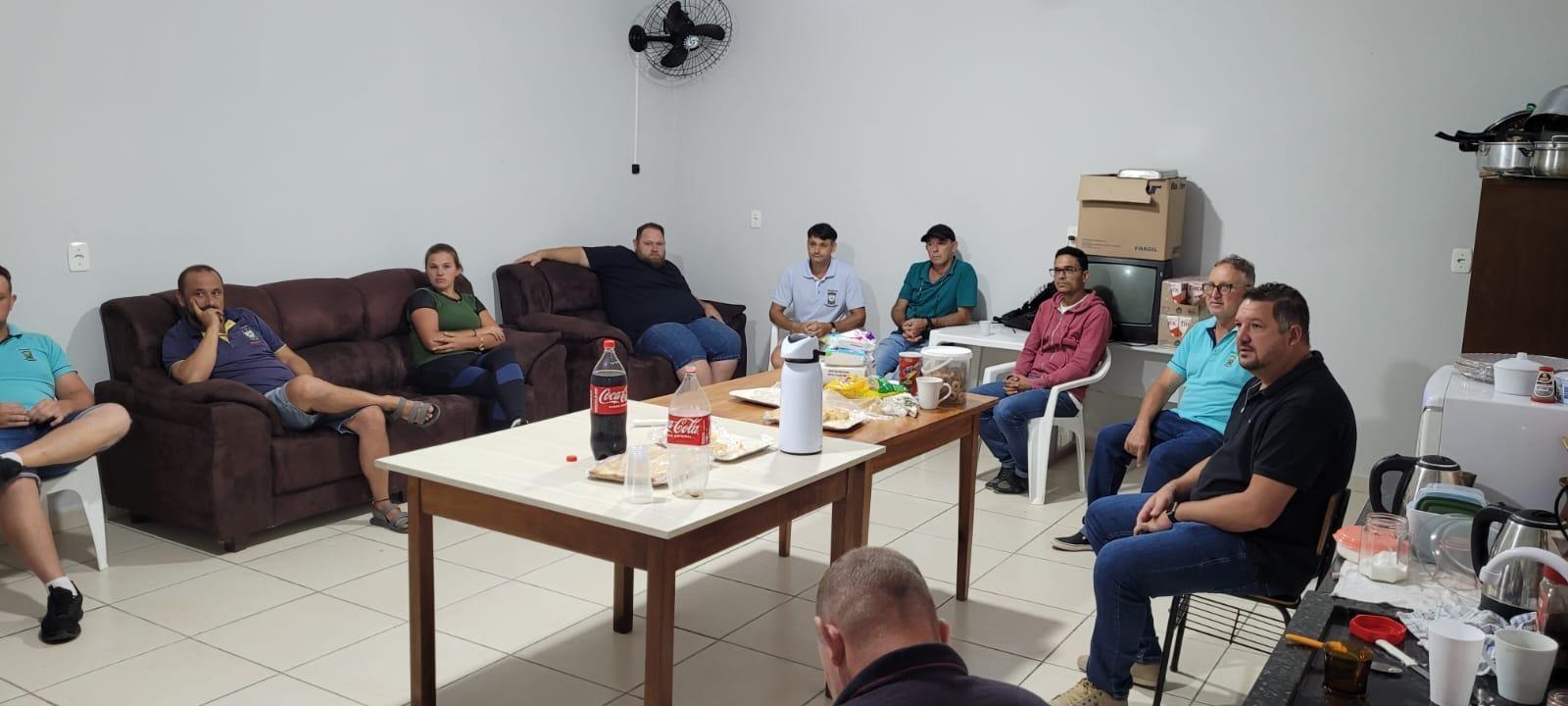 Semana inicia com reunião com os motoristas de ônibus escolar no município de Aurora