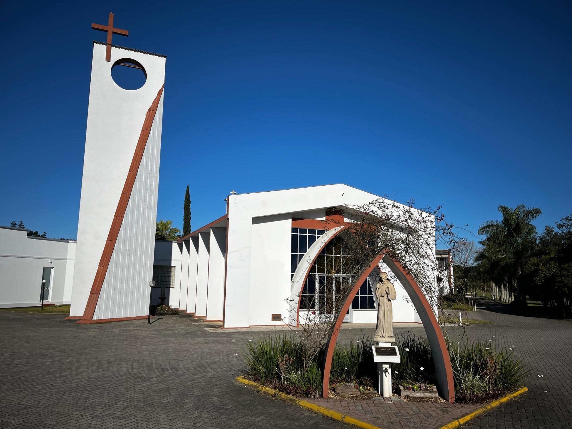 Seminário São Francisco de Assis promove missas diárias
