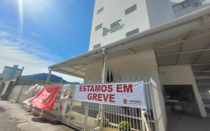 Aulas do ensino médio do IFC de Rio do Sul estão suspensas por tempo indeterminado por conta da greve dos servidores
