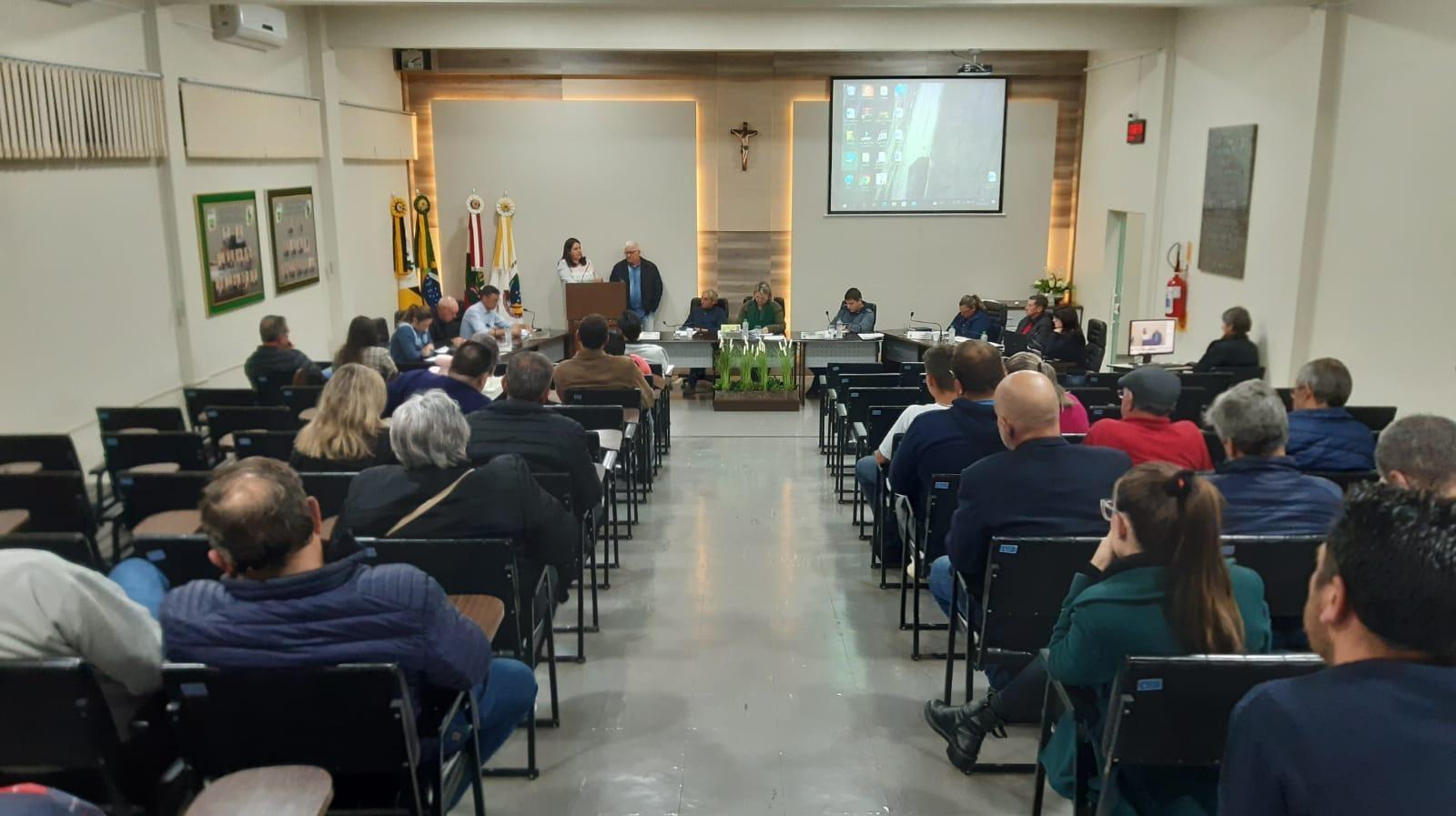 Situação do hospital de Petrolândia é debatida na Câmara de Vereadores