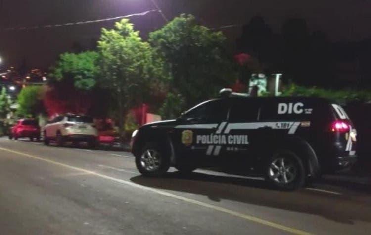 Suspeita de matar o pai pede para ir no velório