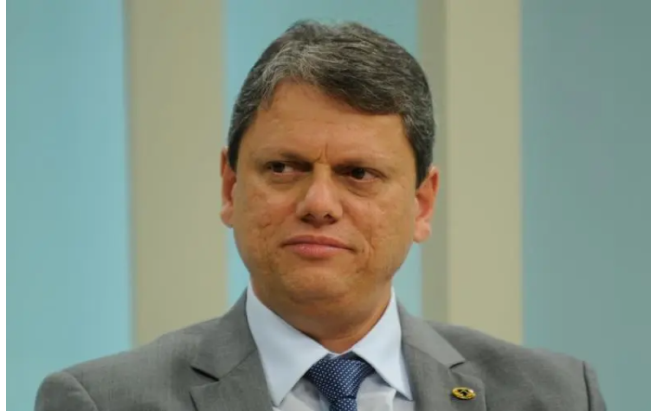 Tarcísio de Freitas (Republicanos) é eleito governador de São Paulo