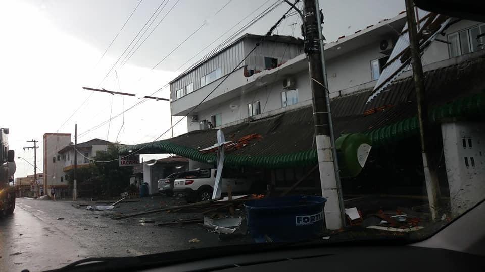 Temporal deixa pelo menos 17 mil unidades consumidoras sem energia no Alto Vale