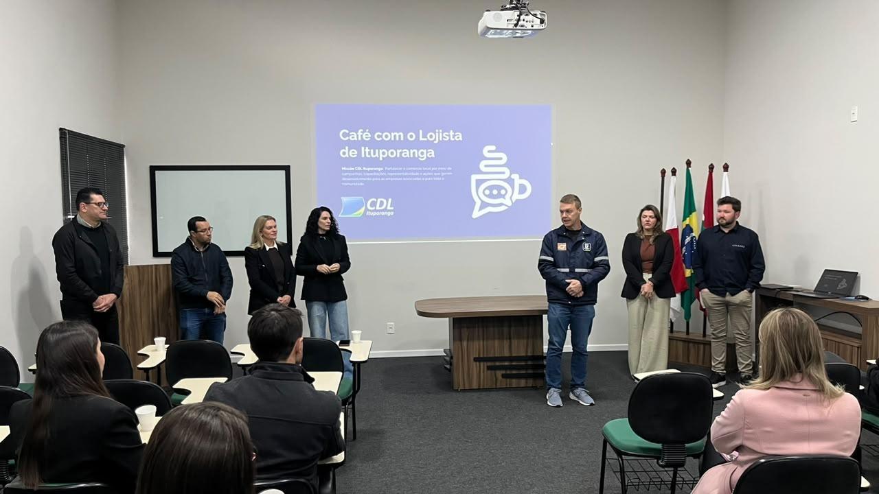 Todos os sábados de dezembro terão horário estendido no comércio de Ituporanga