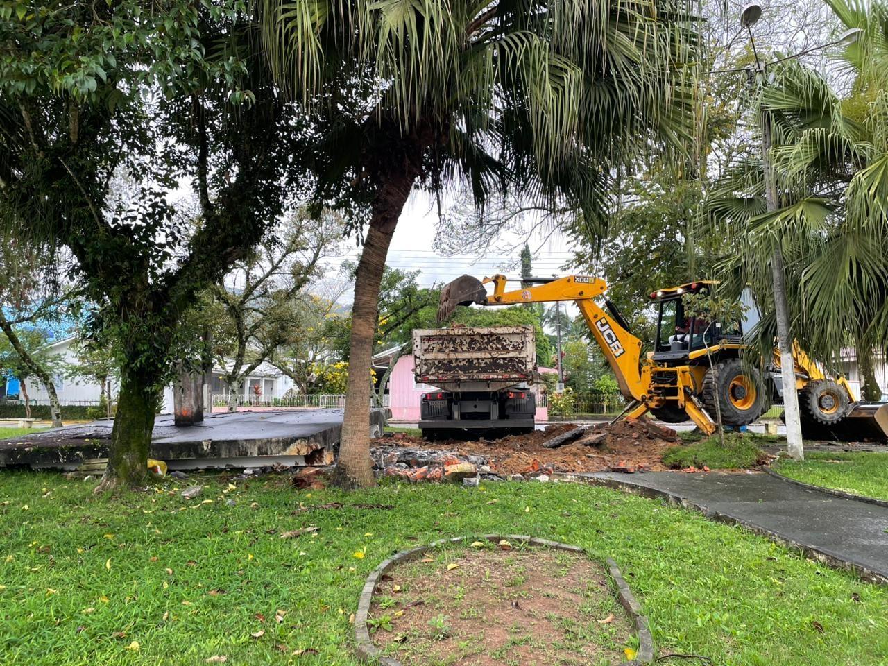 Três moradores de rua de Ituporanga são internados e outros oito retornam às cidades de origem