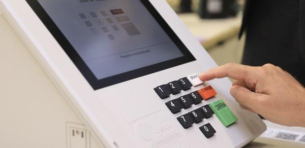 TSE diz que militares não terão acesso diferenciado aos boletins de urna