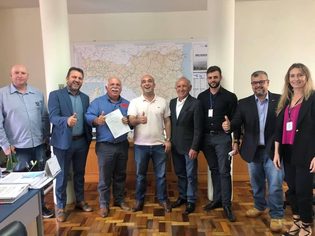 União de forças entre prefeitos e deputados pode destravar projeto de pavimentação entre Atalanta e Ituporanga
