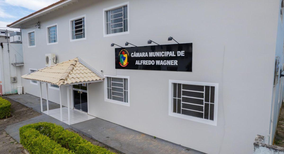 Vereador de Alfredo Wagner comenta COP 11 e perda de verba para o esporte