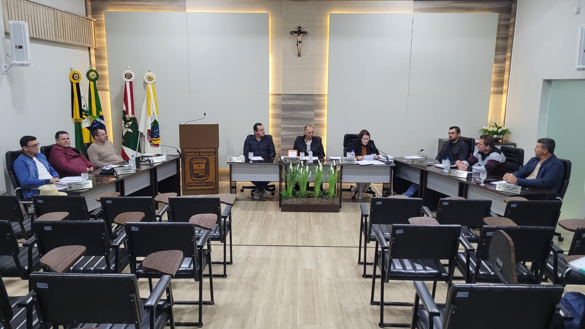 Vereador destaca empenho da administração de Petrolândia na busca de recursos para o município