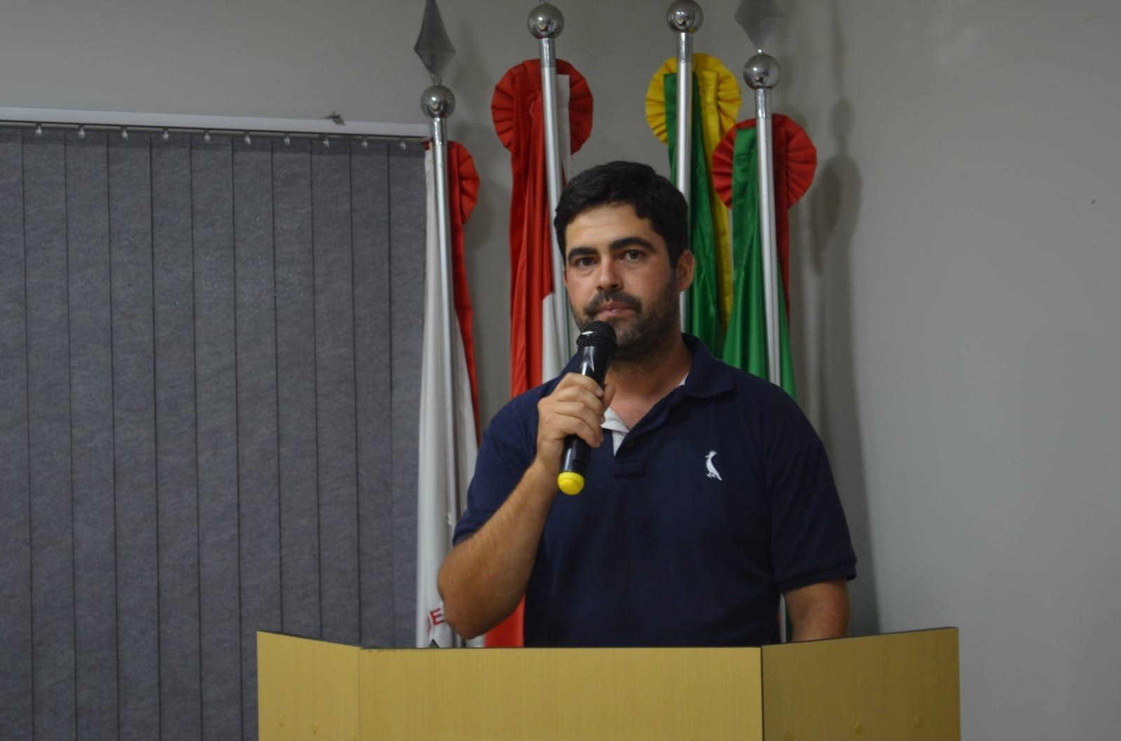 Vereador propõe uso de nova tecnologia para melhorar estradas vicinais em Alfredo Wagner 