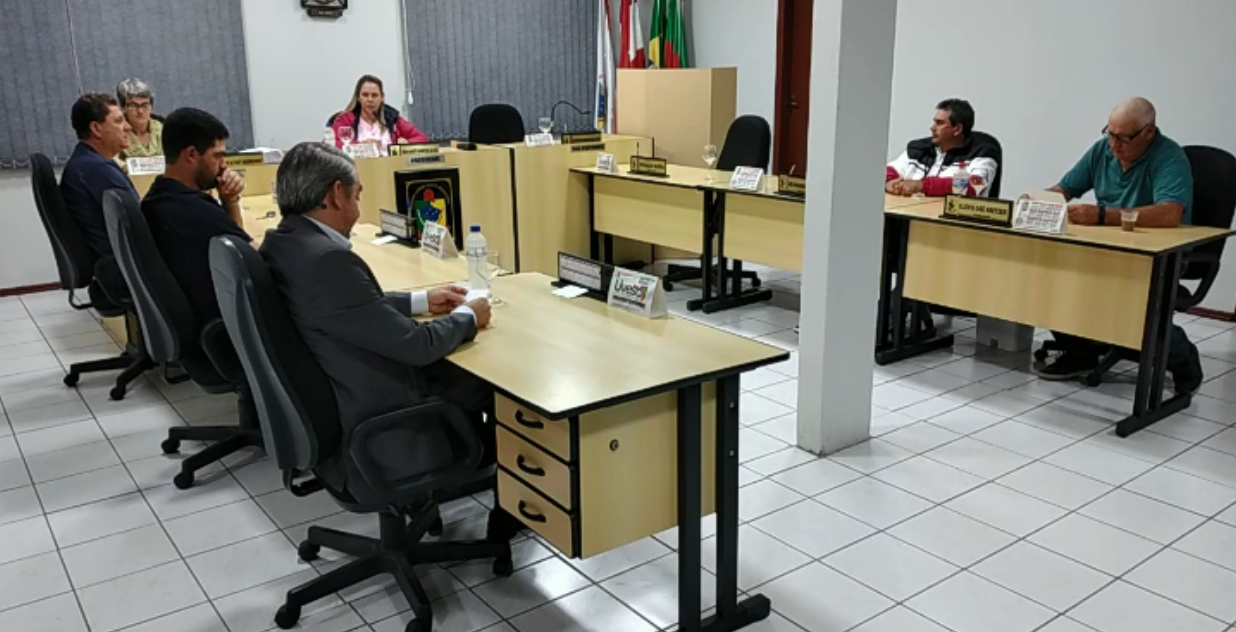 Vereador sugere nome para ginásio da escola de Passo da Limeira em Alfredo Wagner