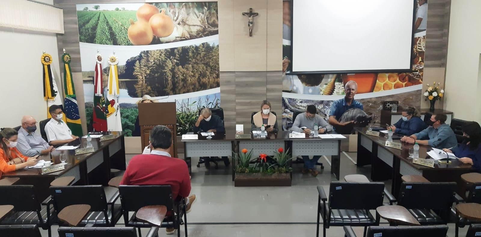 Vereadores aprovam Lei de Diretrizes Orçamentárias para 2022 em Petrolândia