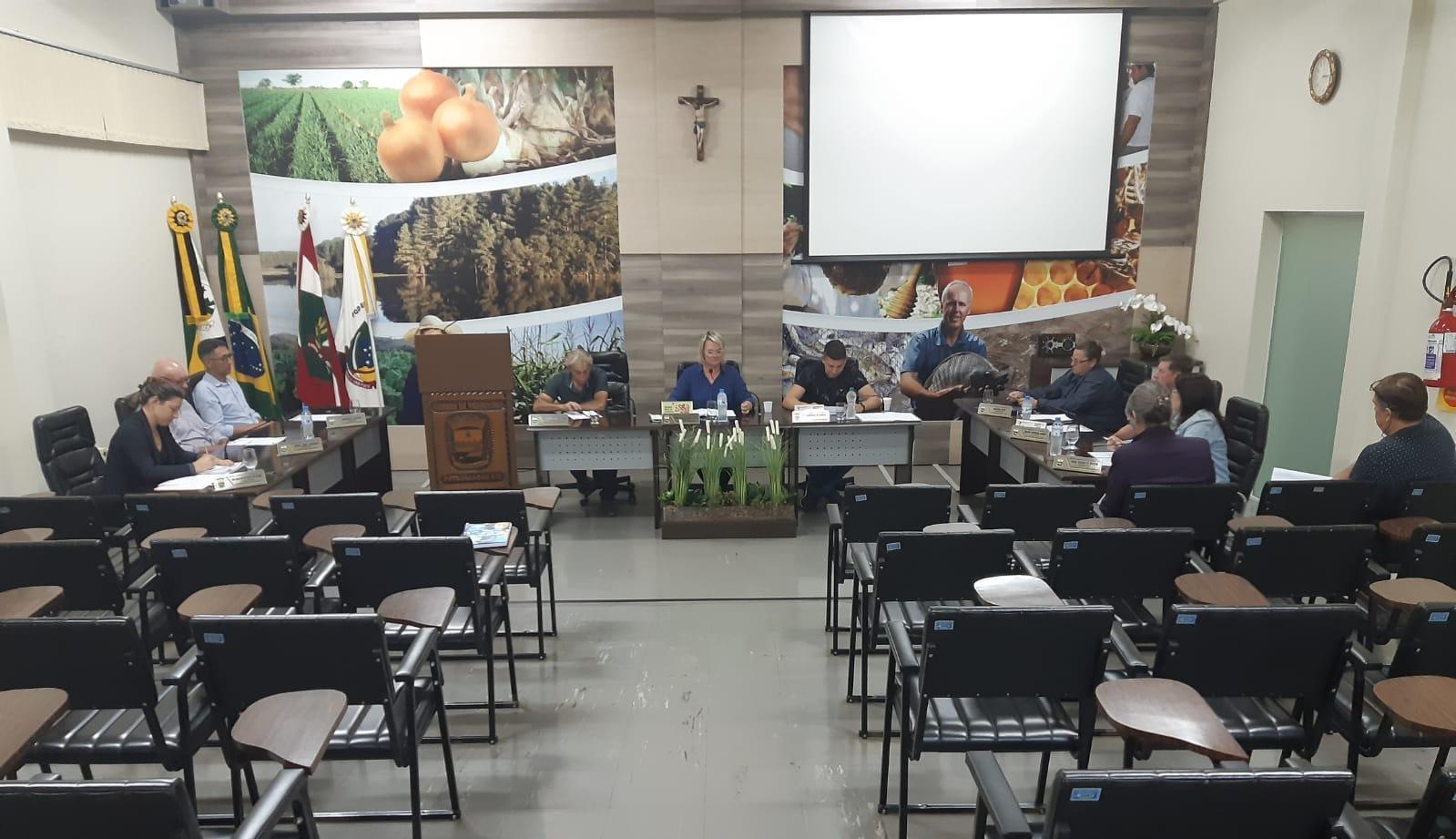 Vereadores cobram melhorias urgentes nas estradas do interior de Petrolândia