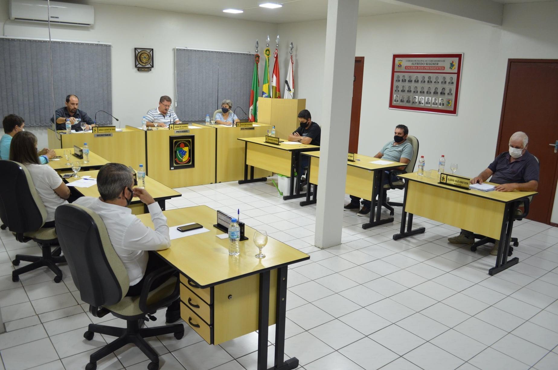 Vereadores de Alfredo Wagner visitam gabinete do Deputado Jerry Comper e solicitam recursos para a saúde