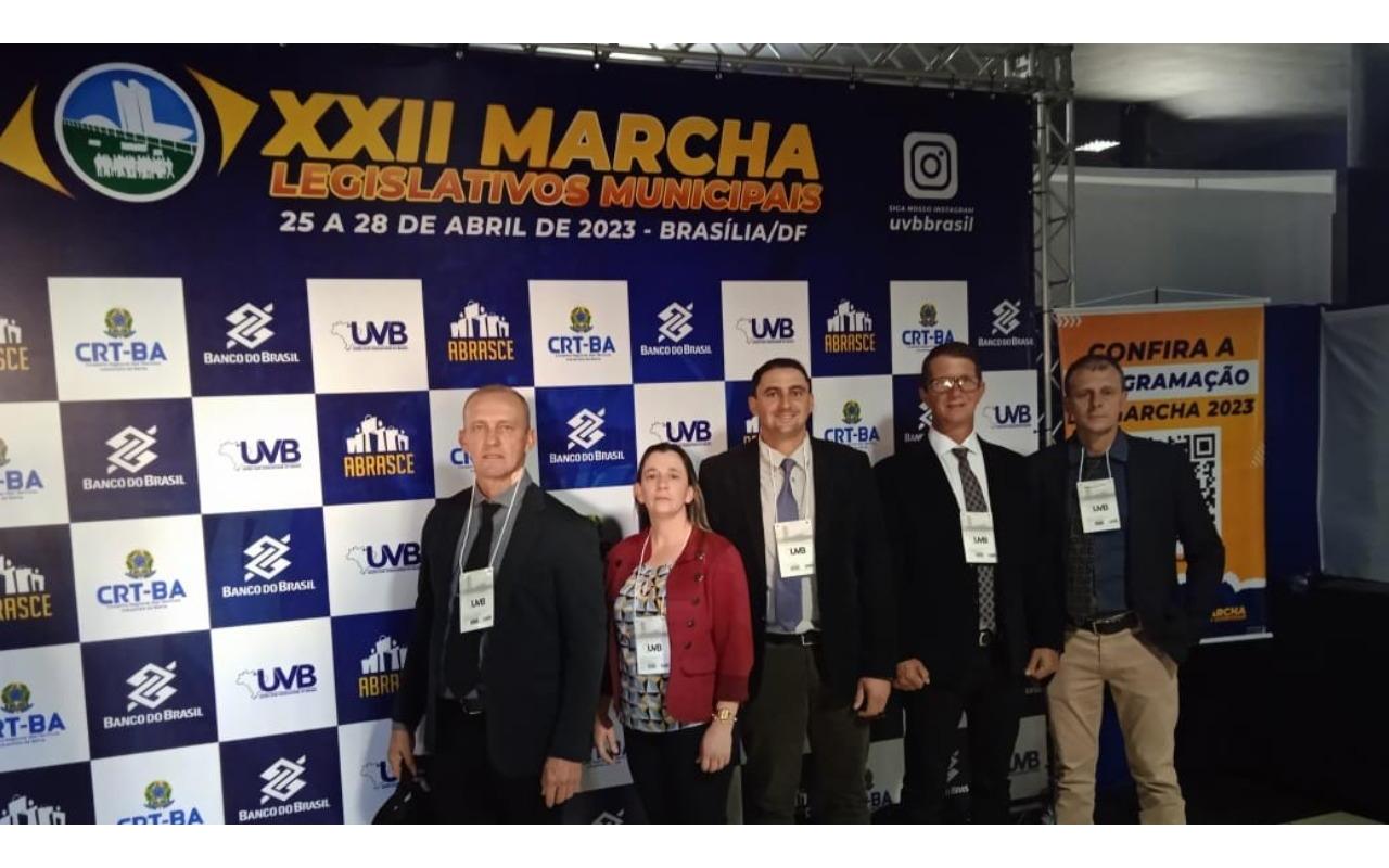 Vereadores de Chapadão do Lageado participam em Brasília da XXII Marcha dos Legislativos Municipais