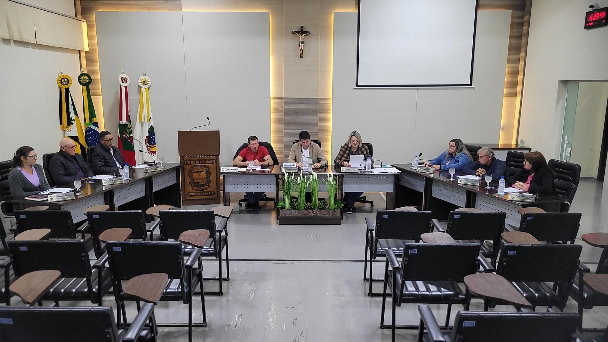 Vereadores de Petrolândia são contrários ao fechamento de escola em Rio Antinhas