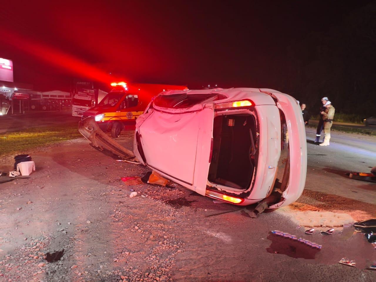 Veterinário morre em capotamento na BR-470 em Rio do Sul