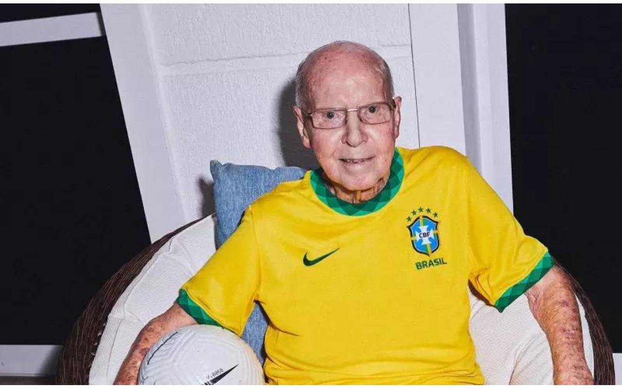 Zagallo completa 91 anos e recebe alta do hospital: ‘113% recuperado’